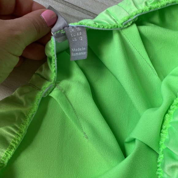 ASOS satin slip skirt - elastic waist size 12 neon green - Picture 3 of 3